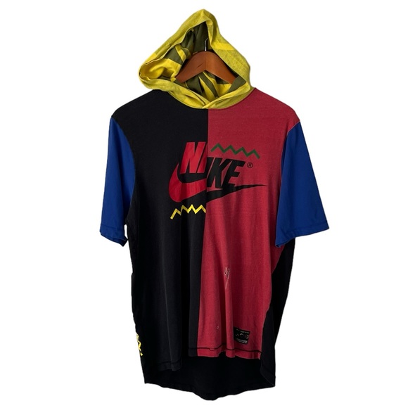 Nike NYC Wildcard Hooded Multicolor T-Shirt 90s Size Medium - Picture 2 of 16